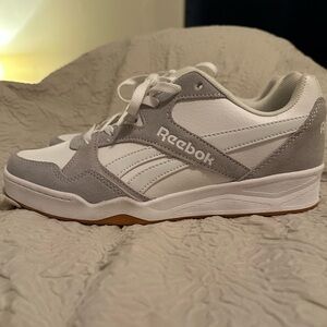 Reebok Womens White and Gray Retro Sneaker